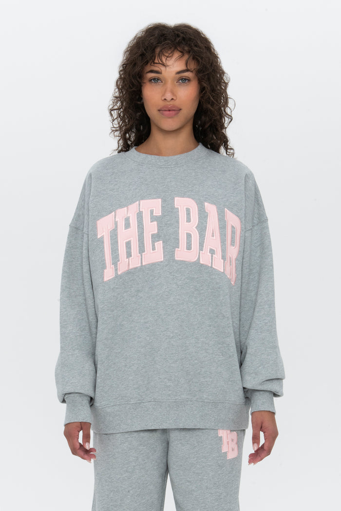 VARSITY EMBROIDERED CREWNECK MEDIUM HEATHER GREY/BLUSH