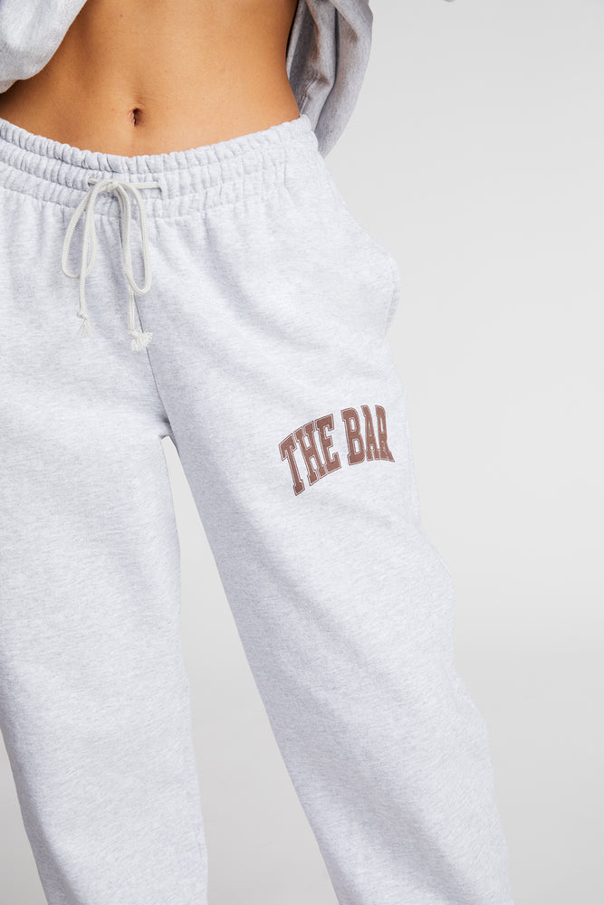 
                  
                    Load image into Gallery viewer, VARSITY SWEATPANTS LT HEATHER GREY/CHOCOLATE
                  
                