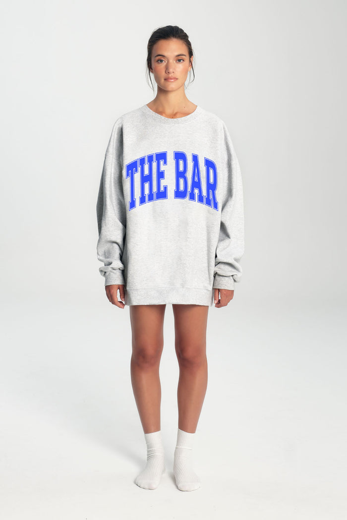 VARSITY SWEATSHIRT LT HEATHER GREY / COBALT