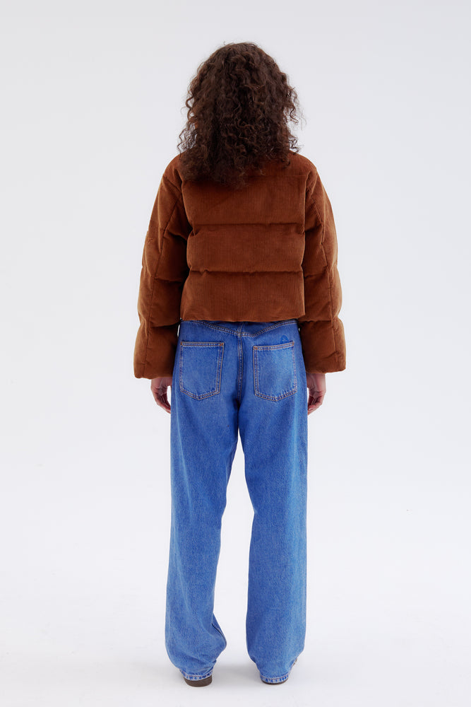 
                  
                    Load image into Gallery viewer, HUDSON CORDUROY PUFFER
                  
                