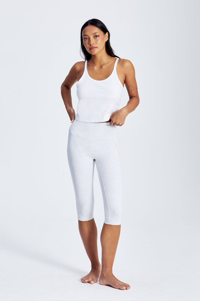 
                  
                    Load image into Gallery viewer, BROOKE CAPRI LEGGING LT HEATHER GREY/ BLUSH
                  
                
