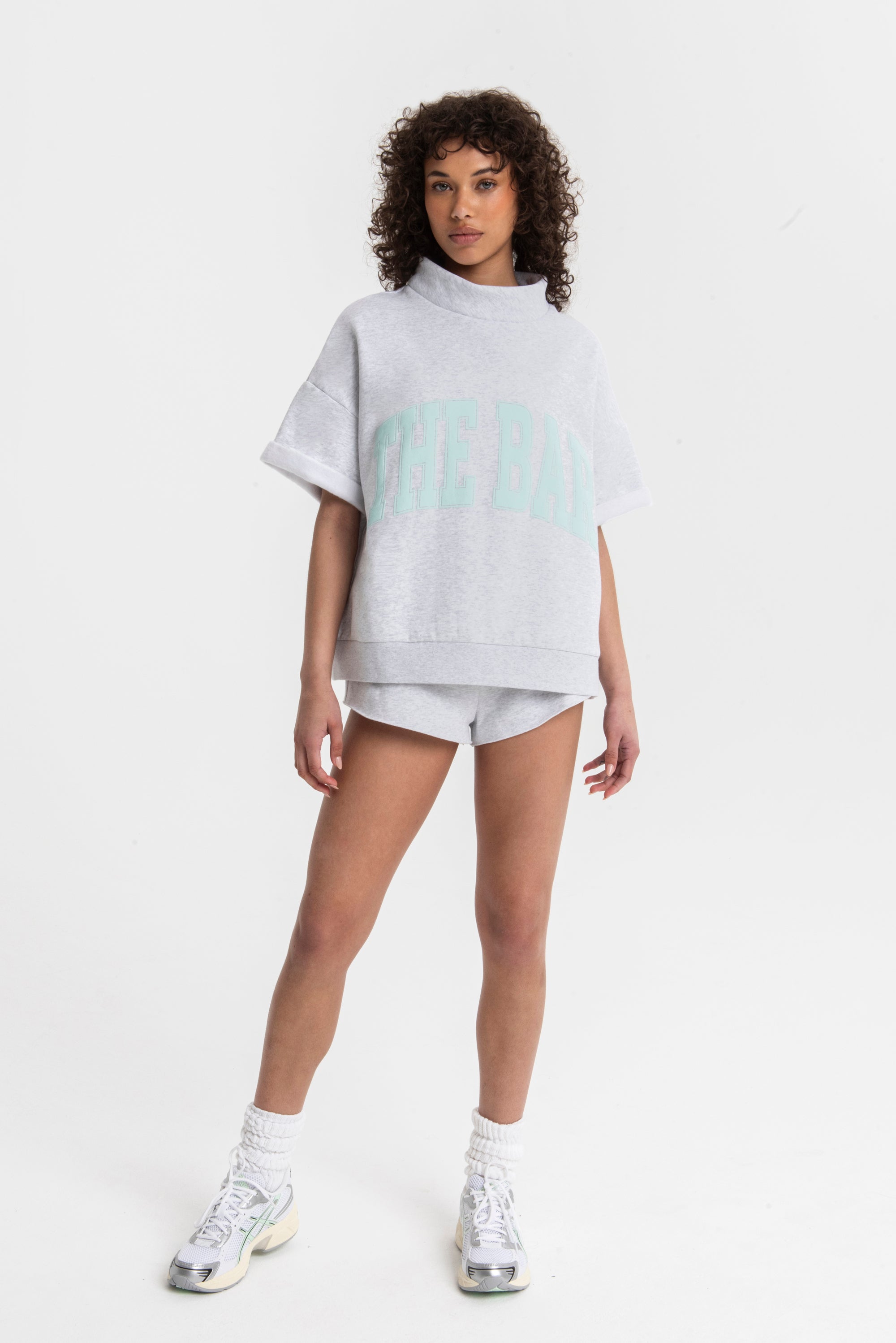 VARSITY SWEATSHIRT LT HEATHER GREY/MINT – The Bar