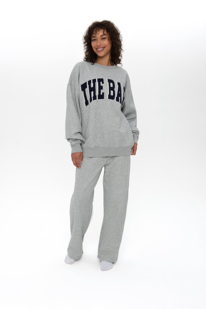 VARSITY TWILL APPLIQUÉ CREWNECK CEMENT