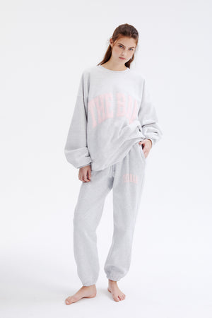 
                  
                    Load image into Gallery viewer, VARSITY SWEATSHIRT LT HEATHER GREY / BLUSH
                  
                