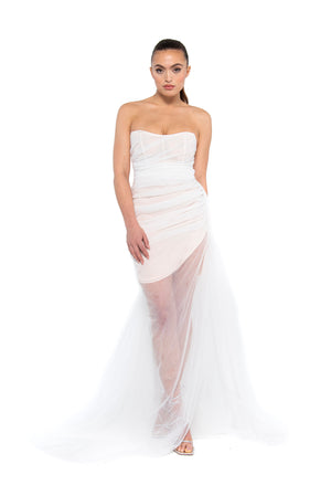 
                  
                    Load image into Gallery viewer, CLEO GOWN BLANC
                  
                